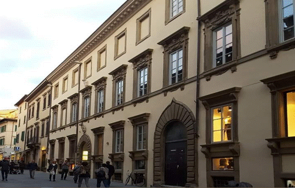 Esempio dalla galleria fotografica del progetto completato da Clareb S.r.l.: Cinema Corso